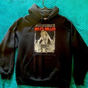 Hell’s Belles Men’s Large hoodie.